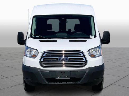 Used 2019 Ford Transit 150 XLT image 4