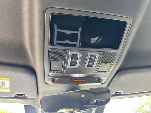 Certified 2025 Land Rover Defender 110 S image 27