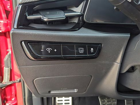 Certified 2024 Kia Niro EX Touring image 28