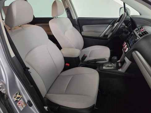 Used 2018 Subaru Forester 2.5i Premium AWD/4WD image 21