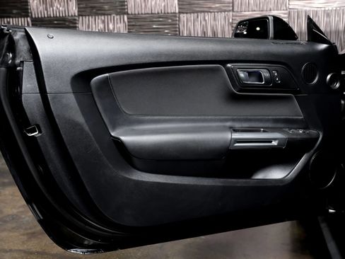 Used 2019 Ford Mustang GT w/ Equipment Group 301A image 37