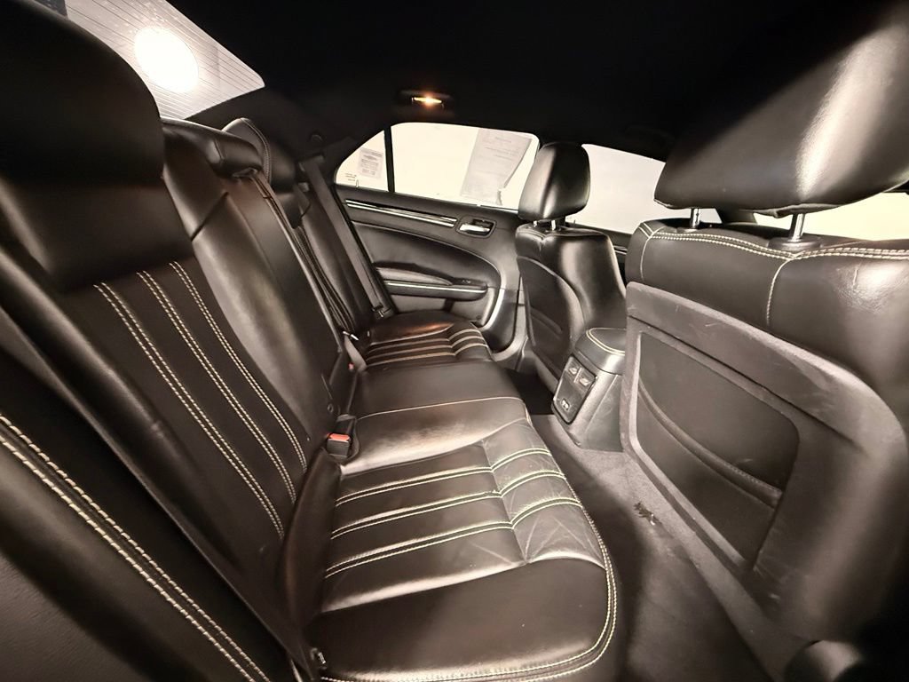 Used 2019 Chrysler 300 S AWD/4WD image 20