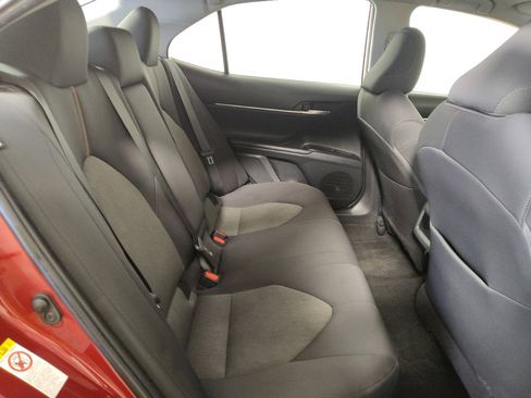 Used 2019 Toyota Camry LE FWD image 19