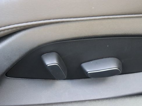 Used 2021 Chevrolet Corvette Stingray Convertible w/ 1LT image 20