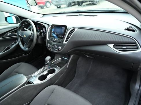 Used 2023 Chevrolet Malibu LT image 60