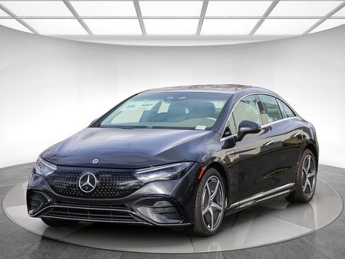 New 2024 Mercedes-Benz EQE 500 500 Sedan image 3