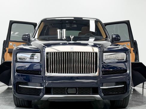 Used 2020 Rolls-Royce Cullinan AWD/4WD image 4