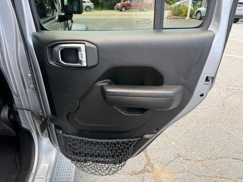 Used 2019 Jeep Wrangler Unlimited Sport AWD/4WD image 22