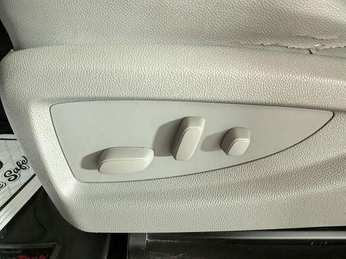 Used 2015 Chevrolet Silverado 2500 LTZ w/ Duramax Plus Package image 17