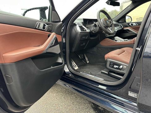 Used 2025 BMW X6 M60i image 21