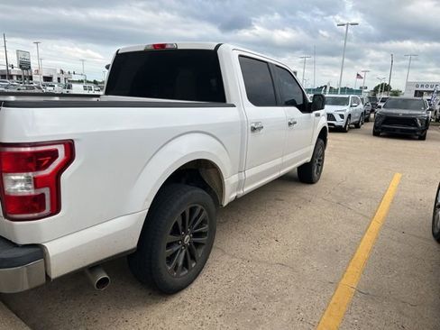 Used 2018 Ford F150 XLT w/ Equipment Group 301A Mid AWD/4WD image 7