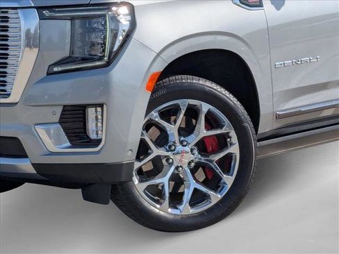 Used 2024 GMC Yukon XL Denali Ultimate image 24