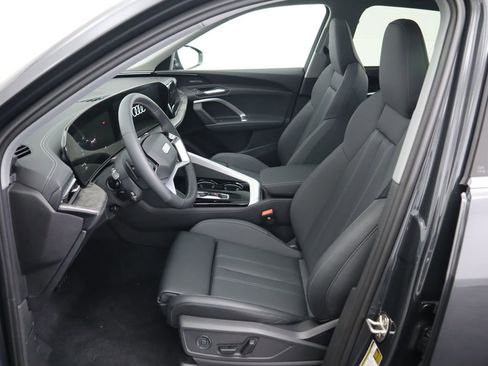 Used 2025 Audi Q5 Premium Plus w/ Premium Plus image 22