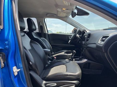 Used 2018 Jeep Compass Latitude w/ Popular Equipment Group AWD/4WD image 27