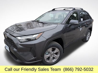 New 2025 Toyota RAV4 XLE w/ Weather Package