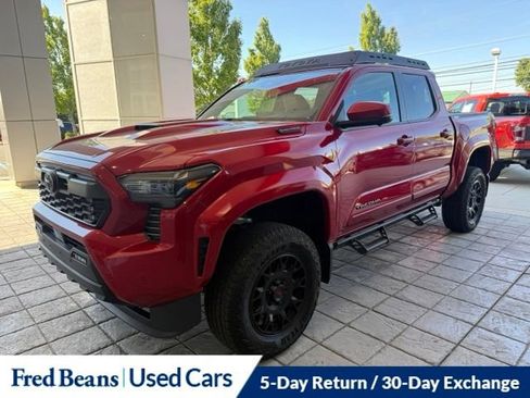 Used 2026 Toyota Tacoma TRD Sport w/ TRD Sport Premium Package AWD/4WD image 15
