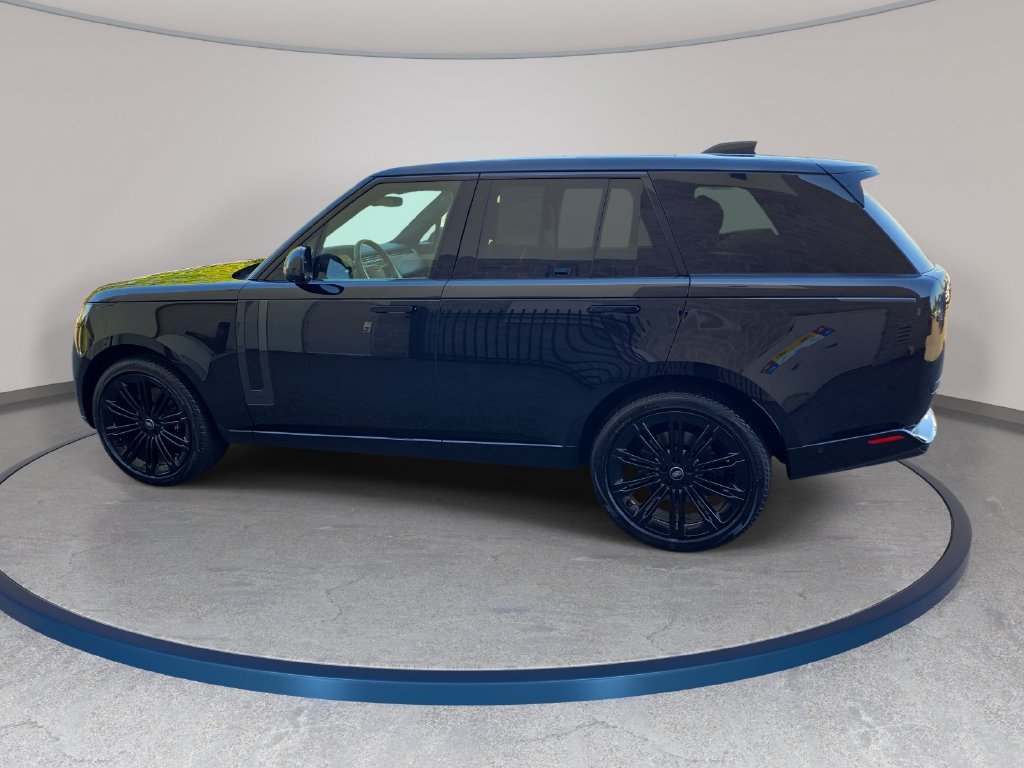 Certified 2024 Land Rover Range Rover SE AWD/4WD image 9