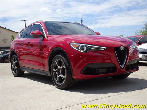 Used 2018 Alfa Romeo Stelvio Ti AWD/4WD image 4