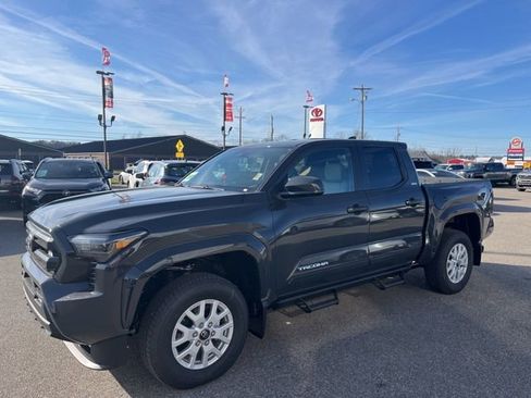 New 2025 Toyota Tacoma SR5 image 8