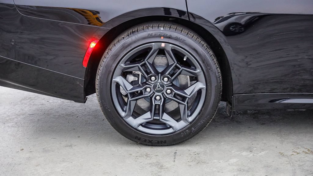 New 2026 Dodge Charger R/T AWD/4WD image 12