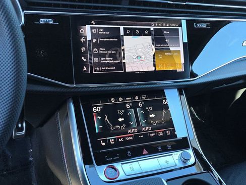 New 2026 Audi SQ7 Premium Plus AWD/4WD image 24