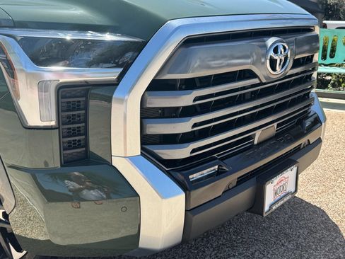 Used 2023 Toyota Tundra Limited w/ Power Package RWD image 2
