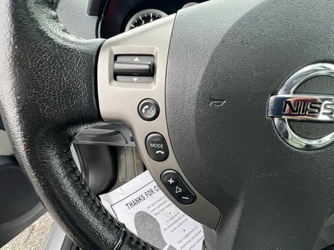 Used 2011 Nissan Sentra 2.0 SR w/ Special Edition Pkg image 10