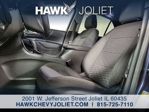 Used 2018 Chevrolet Equinox LT FWD image 10