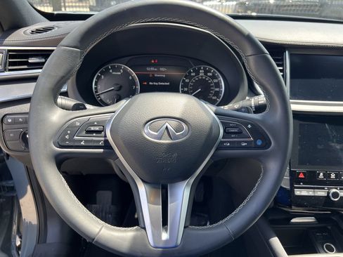 Used 2023 INFINITI QX55 Luxe w/ Cargo Package AWD/4WD image 6