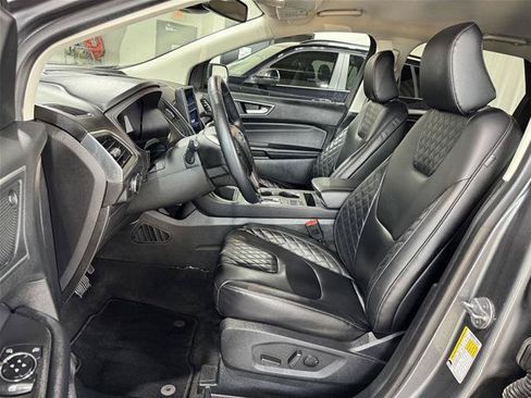 Certified 2024 Ford Edge Titanium AWD/4WD image 18
