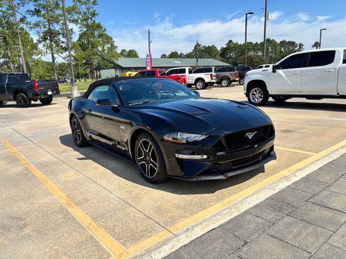 Used 2019 Ford Mustang GT Premium w/ Equipment Group 401A image 3