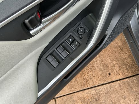 Used 2023 Toyota RAV4 XLE image 15