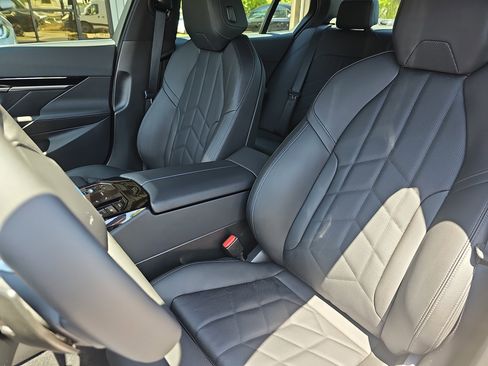 Certified 2026 BMW 530i w/ Premium Package RWD image 17