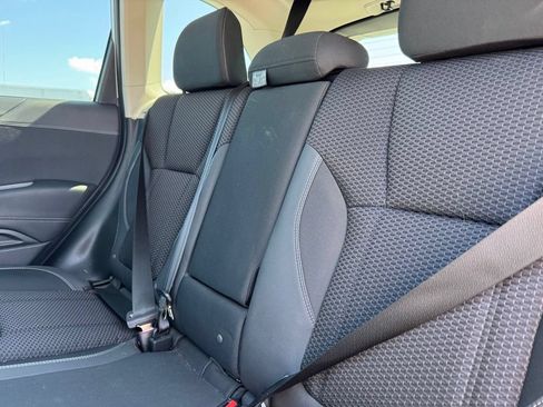 Used 2022 Subaru Forester Premium AWD/4WD image 13