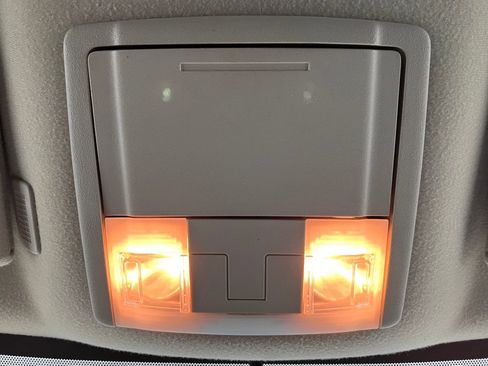 Used 2010 Ford Edge SEL AWD/4WD image 32