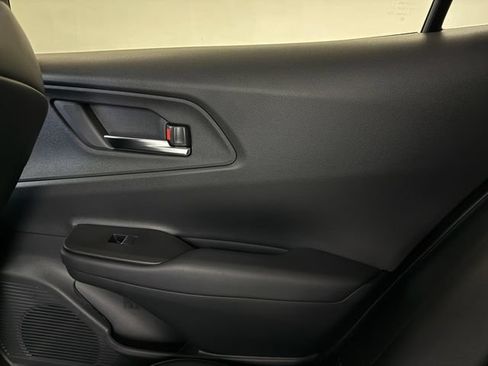 New 2026 Toyota Prius Plug-In Hybrid FWD image 33