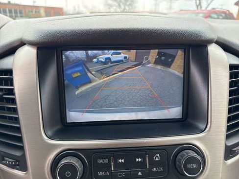 Used 2015 GMC Yukon Denali w/ Touring Package AWD/4WD image 15