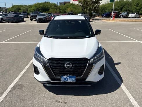 Used 2024 Nissan Kicks SR FWD image 8