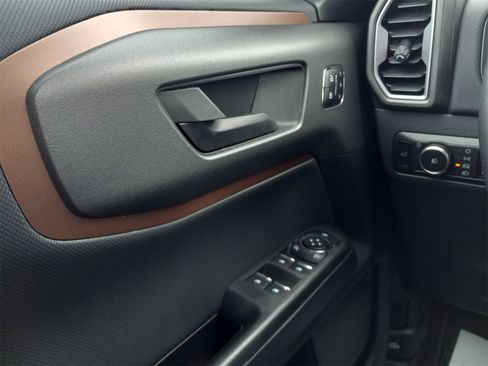 Used 2025 Ford Bronco Sport Outer Banks w/ Outer Banks Tech Package+ image 26