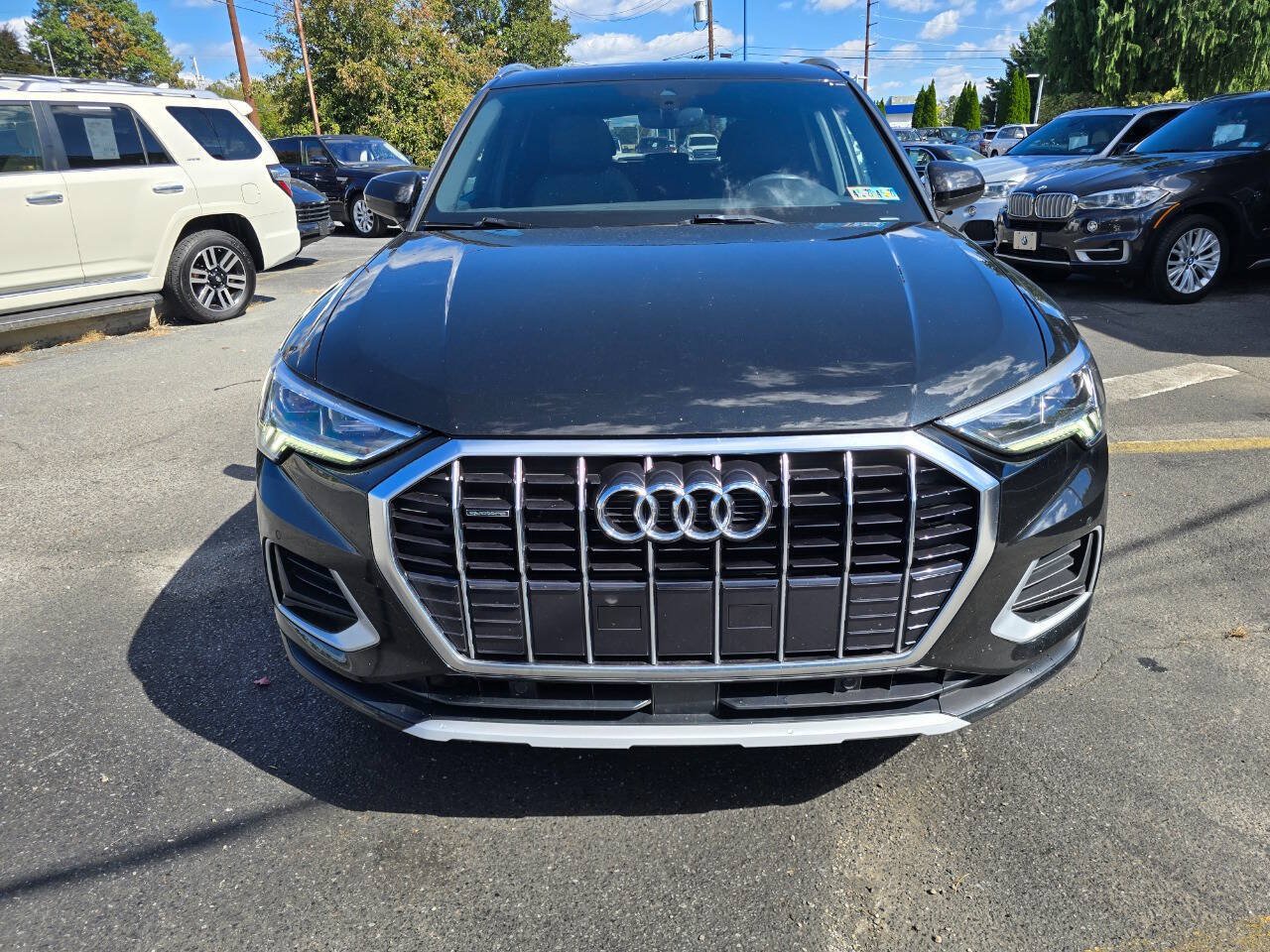 Used 2020 Audi Q3 2.0T Premium Plus w/ Premium Plus Package AWD/4WD image 8