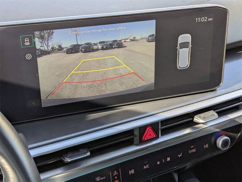 Used 2024 Kia Sorento S image 19