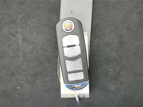 Used 2020 FIAT 124 Spider Abarth RWD image 20