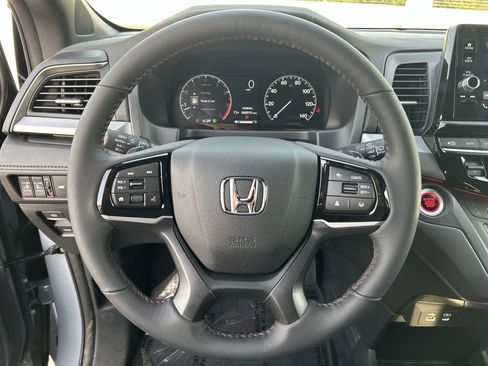 New 2026 Honda Odyssey Sport-L image 11
