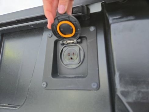 Used 2023 Toyota Tundra Capstone image 38