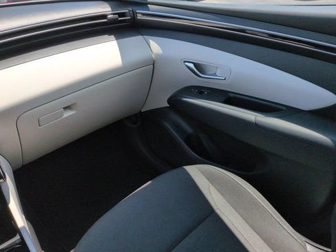 Certified 2023 Hyundai Tucson SEL FWD image 17