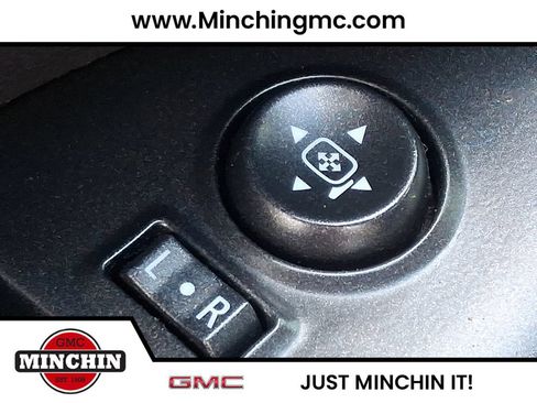 Used 2016 Chevrolet Colorado LT w/ Midnight Edition AWD/4WD image 26