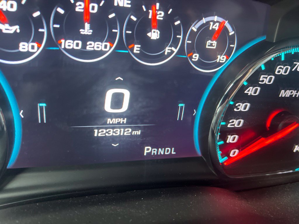 Used 2020 GMC Yukon Denali w/ Open Road Package AWD/4WD image 9