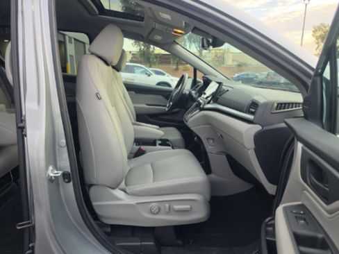 Used 2024 Honda Odyssey EX-L image 6