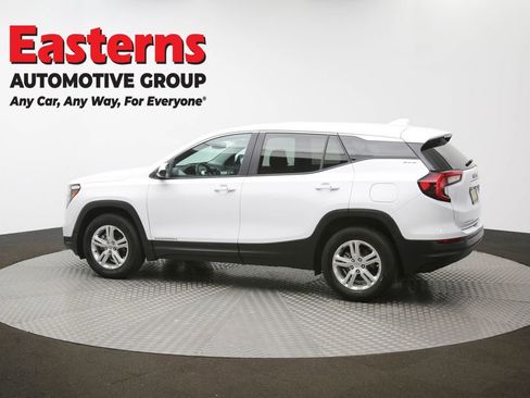 Used 2024 GMC Terrain SLE image 63