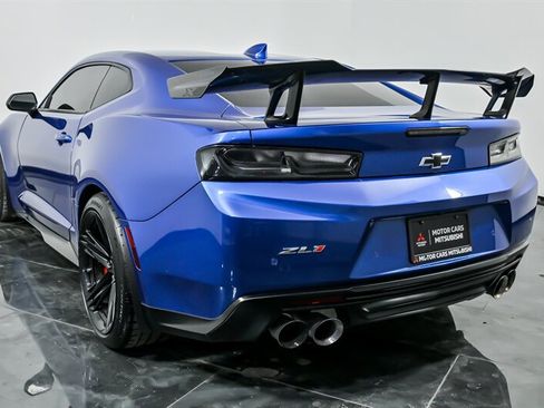 Used 2018 Chevrolet Camaro ZL1 image 9